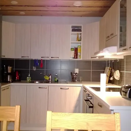 Lomamökit Revontuli